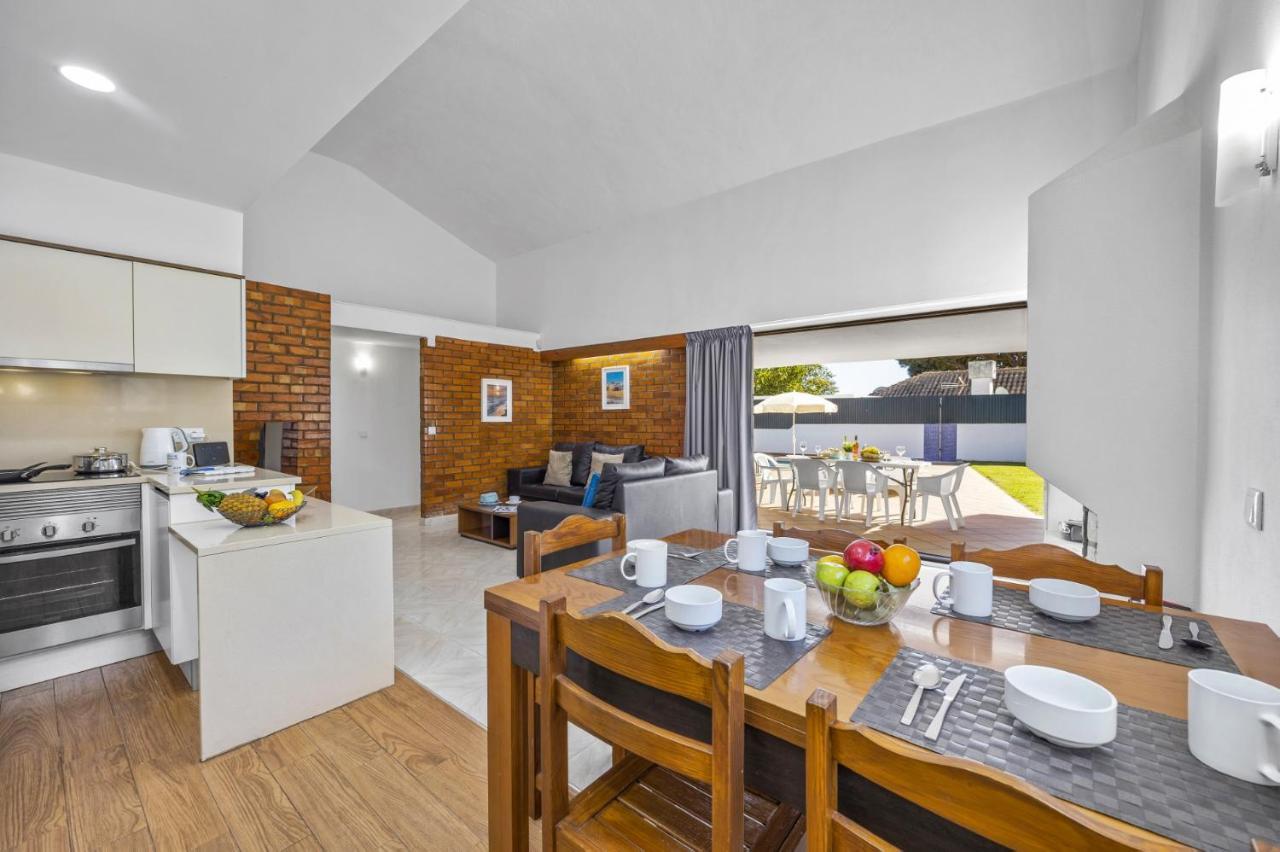 Villa Buganvillea By