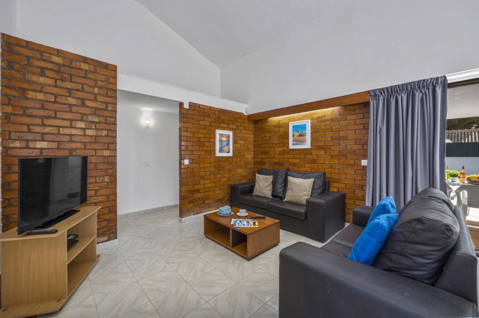 Villa Buganvillea By Albufeira