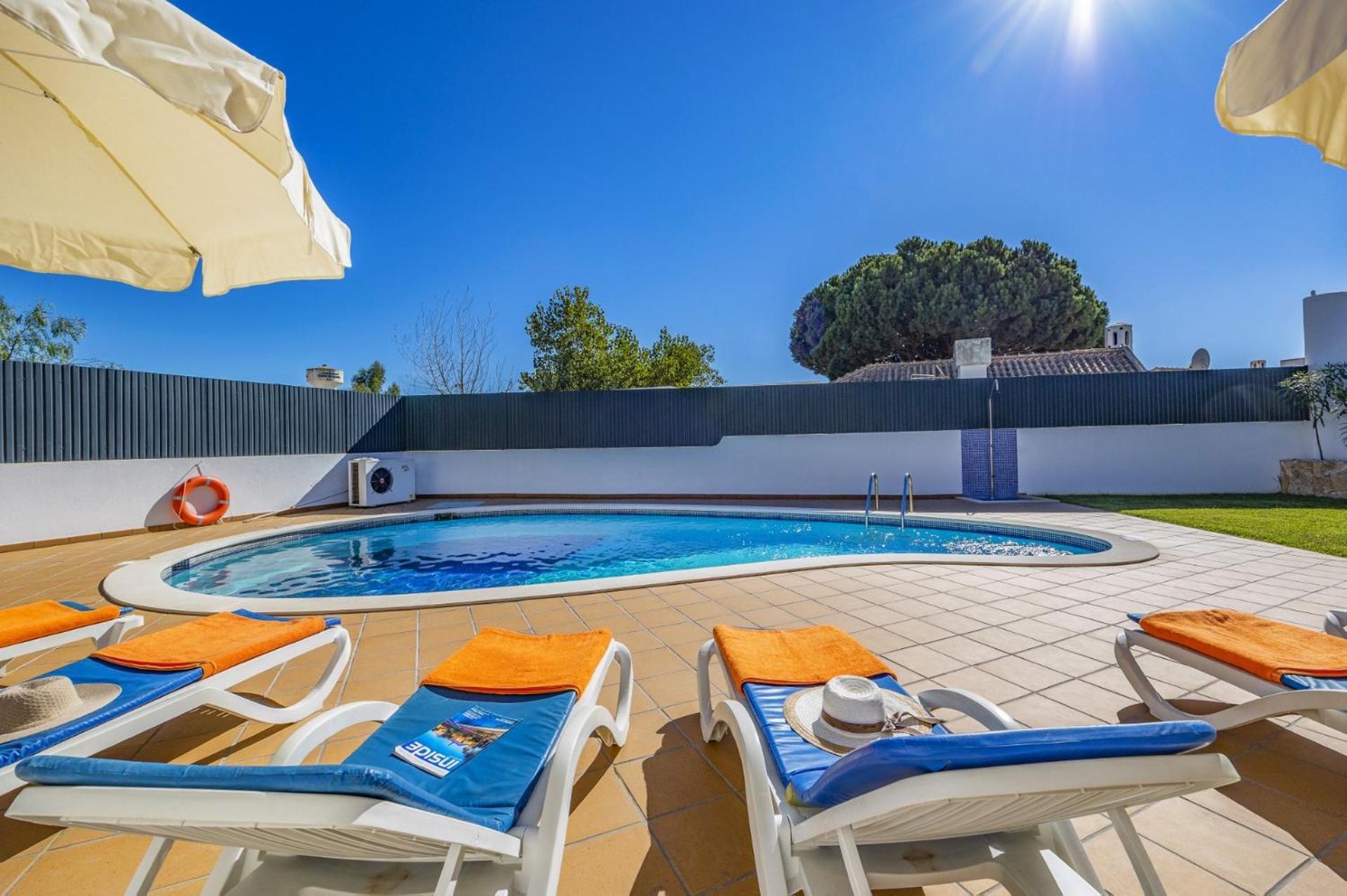 Villa Buganvillea By *